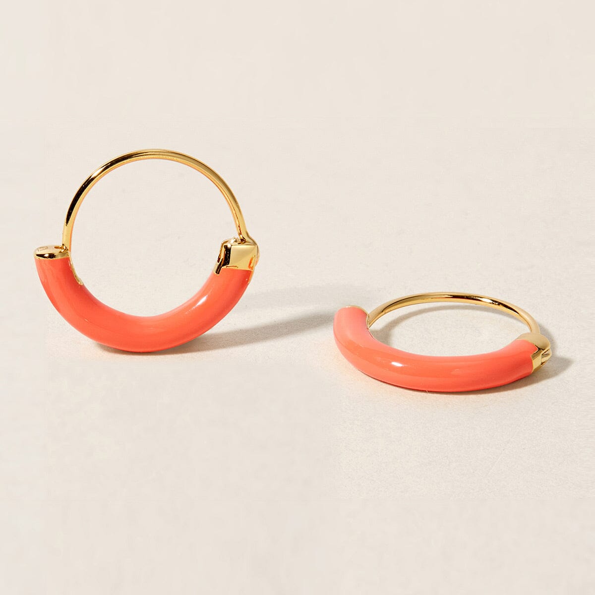 Hoop earrings - Neon yellow - Ladies | H&M IN
